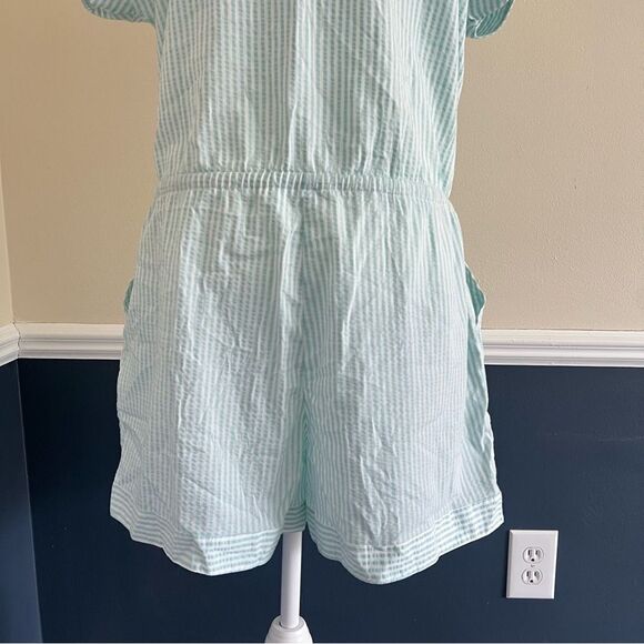 Vineyard Vines Seersucker Striped Romper in Aqua Size Large Short Sleeve - Picture 7 of 11